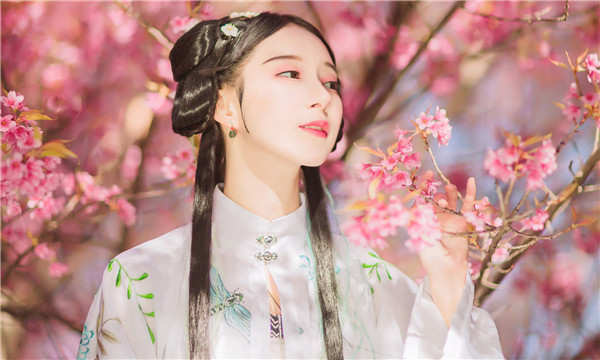 洛宁供卵试管婴儿：助您实现家庭梦想的科学方案